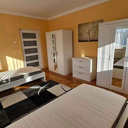 Apartment Varga Szallas *