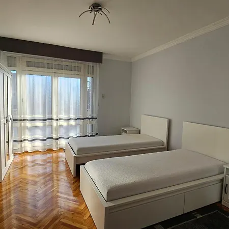 Varga Szallas Apartment